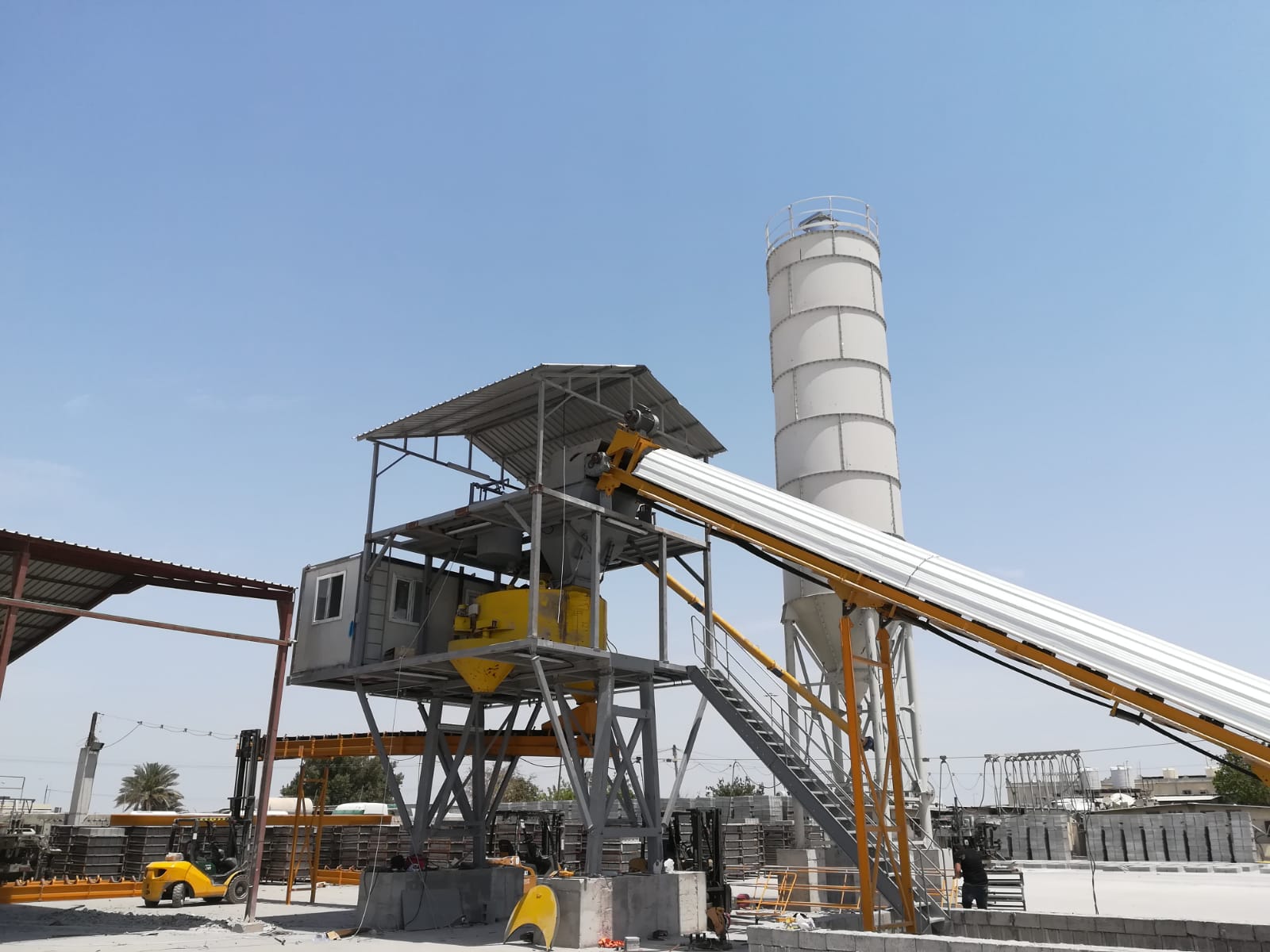 سعر محطة خرسانة جاهزة 60 م³/الساعة  سعر محطة خرسانة جاهزة 60 م³/الساعة